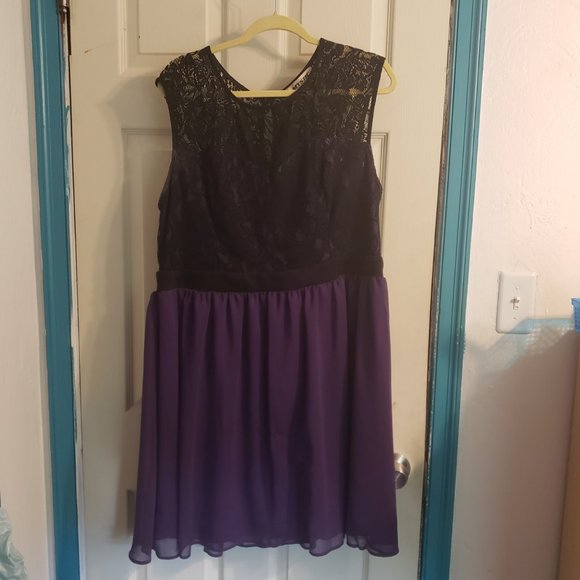 Black and Purple Dress - Picture 2 of 3